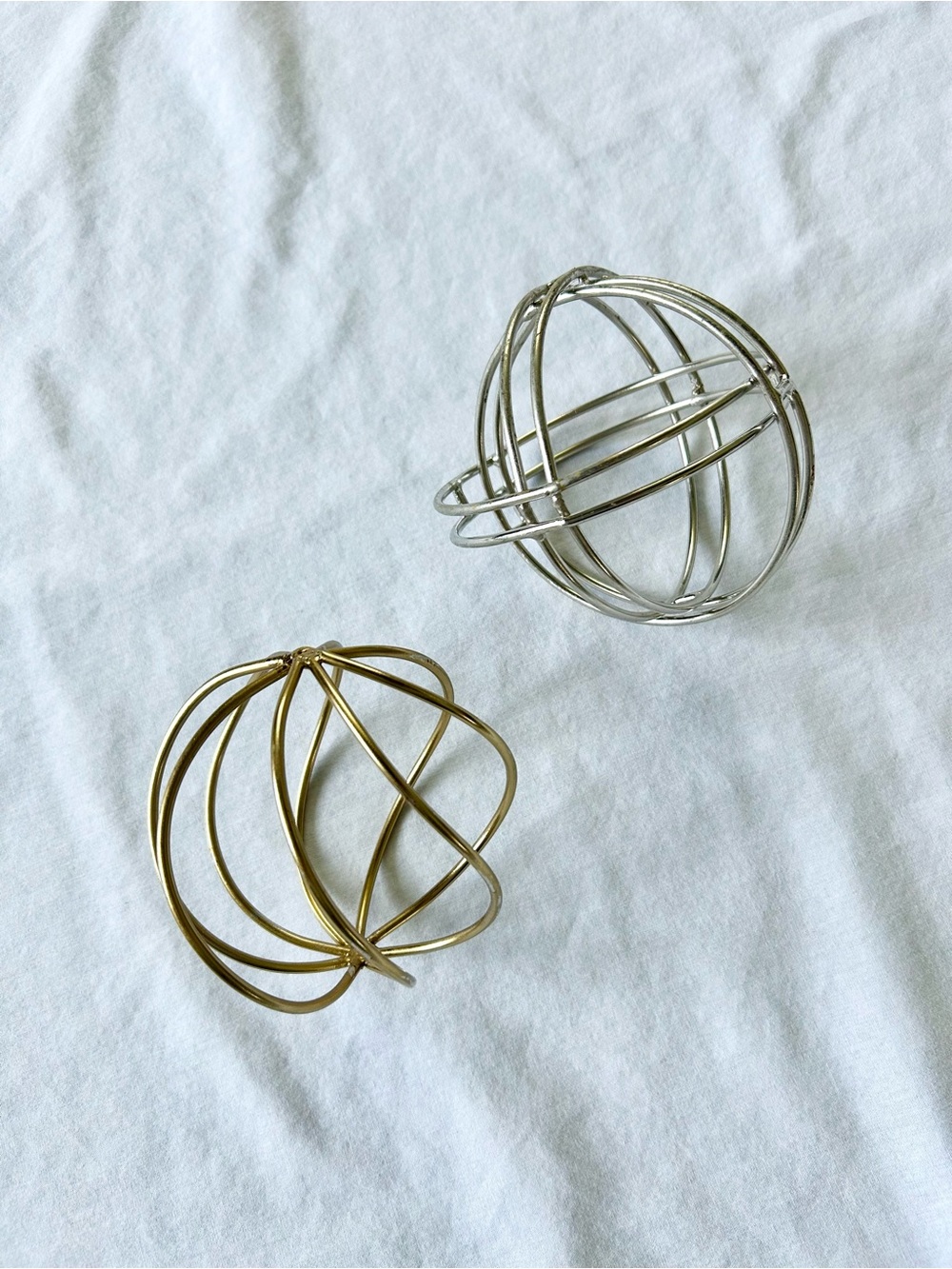Gold & Silver Tone Metal Wire Decorative Balls
